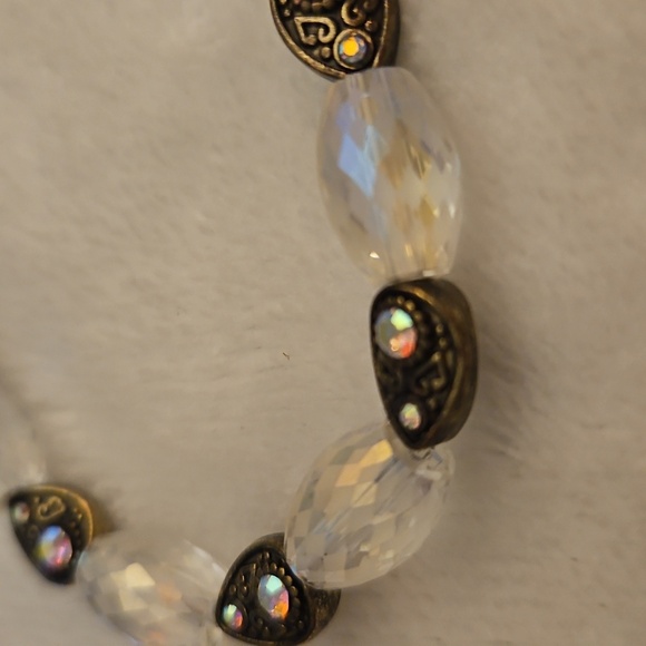 HANDMADE Irridescent Holographic Acrylic and Metal Beaded Stretch Bracelet - Picture 3 of 4